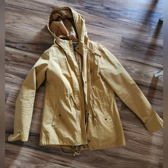 Fall / Spring jacket - Picture 1 of 2